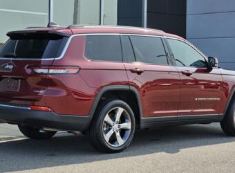 Jeep Grand Cherokee (Car Service (8 Hours))